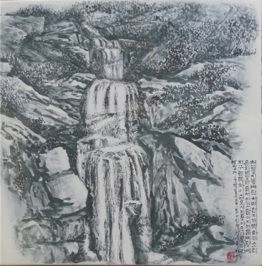 조곡폭포-비온뒤 무더웠던 여름 대로답사 길가에 시원하게 쏟아내리던 폭포로 잊을수가 없다. 조곡폭포-비온뒤 무더웠던 여름 대로답사 길가에 시원하게 쏟아내리던 폭포로 잊을수가 없다.