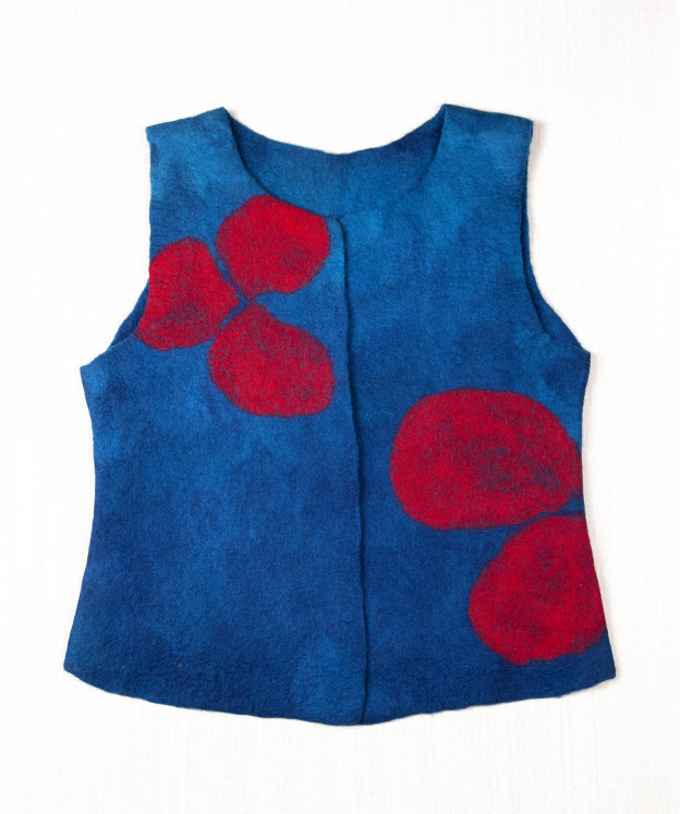 무봉제 파랑색 조끼 Seamless Blue Vest 섬유캐스팅 기법으로 제작한 심리스 무봉제 파랑색 조끼 Seamless Blue Vest 섬유캐스팅 기법으로 제작한 심리스