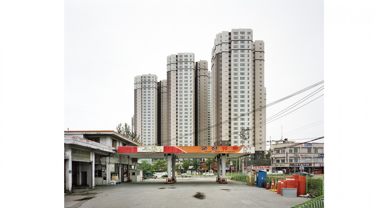 CD053-01, 100x125cm, Pigment Ink on Lust Glasier, 2016