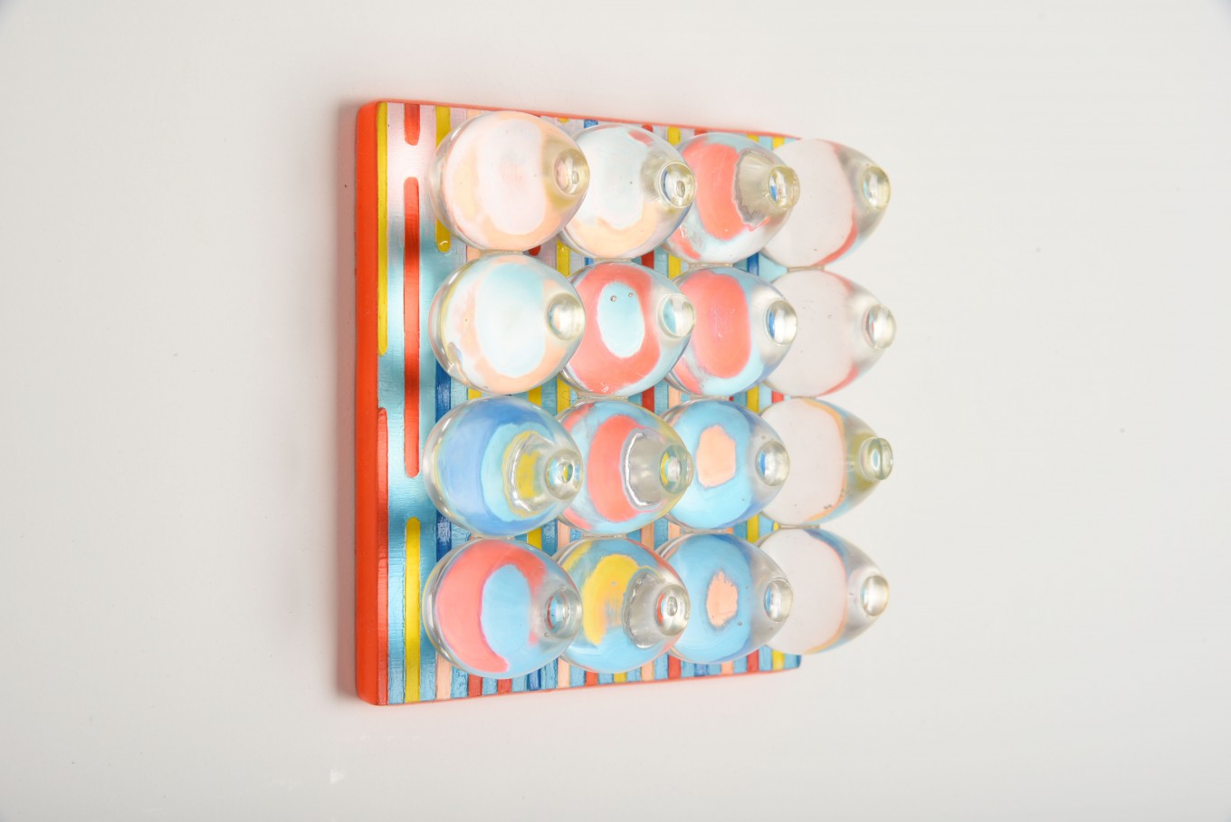 Gallstone #8 / 레진, 아크릴릭, 포맥스, 판넬 / 48x48x7cm / 2020 / Detail View